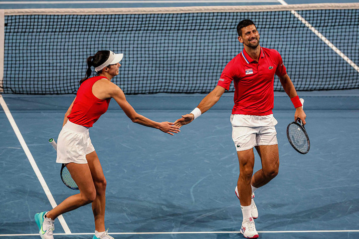 Djokovic memenangkan tunggal sebelumnya atas Zhang 6-3, 6-2 sementara Daniovic kalah 6-4, 6-2 dari lawannya dari Tiongkok Zheng, Pemain Paling Berkembang WTA 2023 yang naik menjadi peringkat 15 dunia.