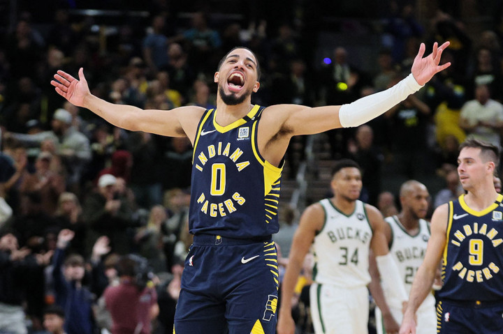 Indiana Pacers berhasil mengalahkan Milwaukee Bucks dengan skor akhir 142-130 pada laga yang digelar di Gainbridge Fieldhouse Indianapolis, Kamis, 4 Januari 2024 WIB, sekaligus mewujudkan lima kemenangan secara beruntun.