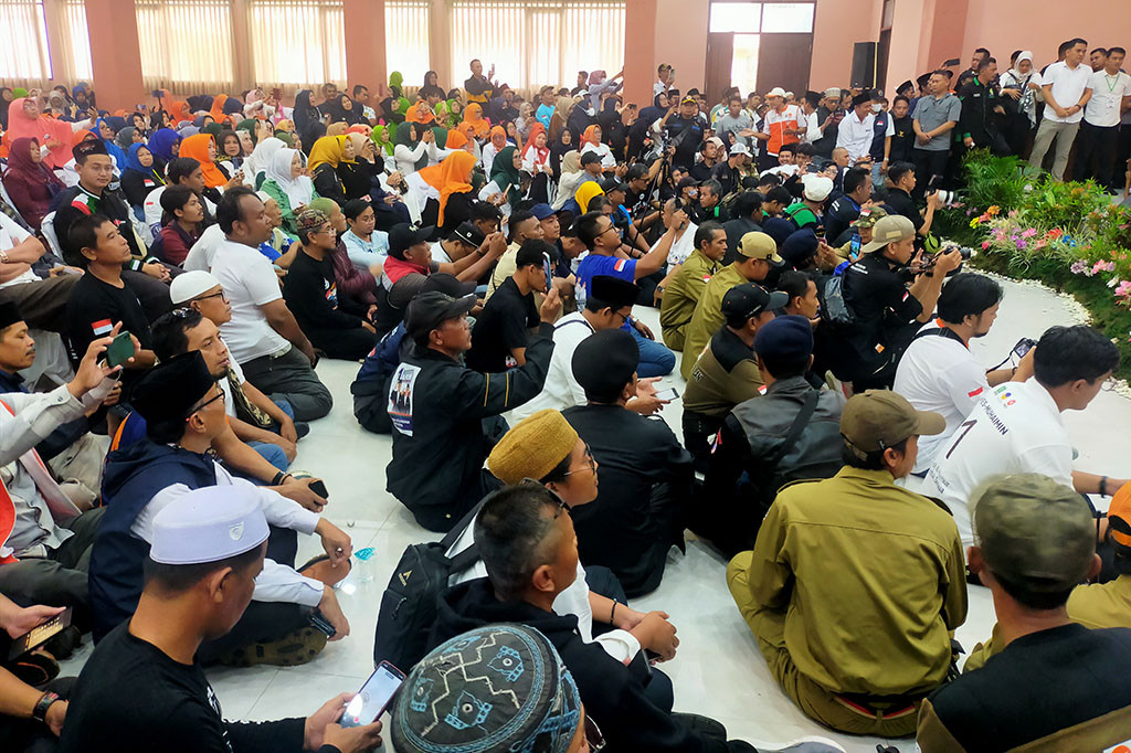 Anies mengatakan, deklarasi yang dilakukan oleh ulama, kiai di Pondok pesantren bersama simpatisan di Kabupaten Tasikmalaya sangat diapresiasi terutama sebagai kekuatan besar dan berjuang bersama untuk perubahan. Akan tetapi, perjuangan yang dilakukan harus tetap dilakukannya karena tanpa ikhtiar tidak ada harapan dan semua harus berjuang.