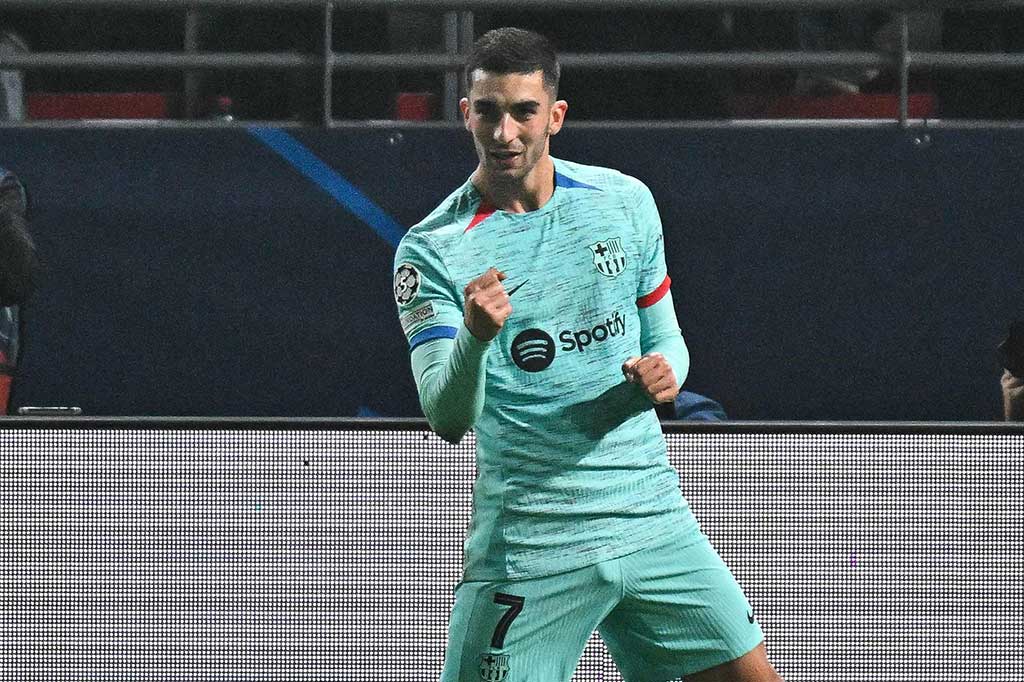 Selepas jeda istirahat, Barca langsung menekan pertahanan Las Palmas dan upaya mereka akhirnya membuahkan hasil melalui gol Ferran Torres pada menit ke-56 setelah memanfaatkan assist dari Sergi Roberto.