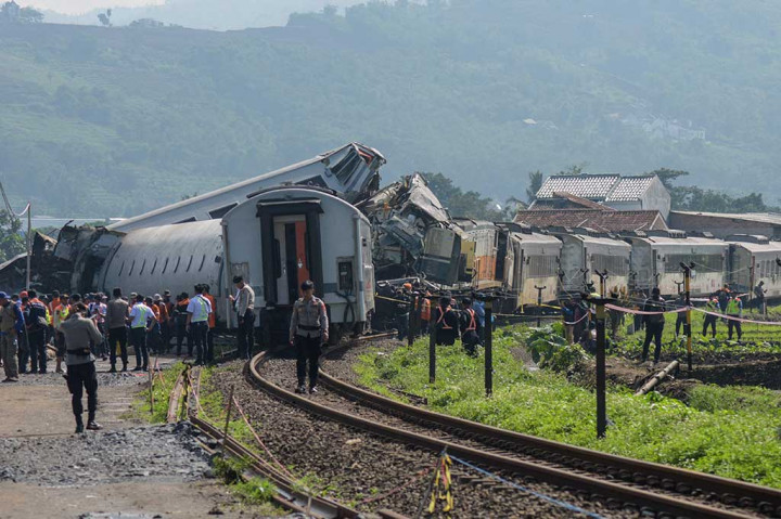 KA Turangga yang mengalami kecelakaan tersebut membawa tujuh kereta (gerbong) kelas eksekutif dan satu gerbong Panoramic dengan membawa penumpang sebanyak 287 penumpang yang dipastikan dalam kondisi selamat.