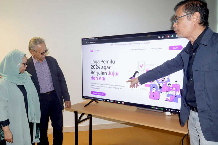 Hadirnya situs JagaPemilu.com dihadapkan dapat menjadi wadah untuk melaporkan segala bentuk dugaan kecurangan dan pelanggaran pada Pemilu 2024, serta turut membantu menghadirkan pemilu yang jujur dan berintegritas.