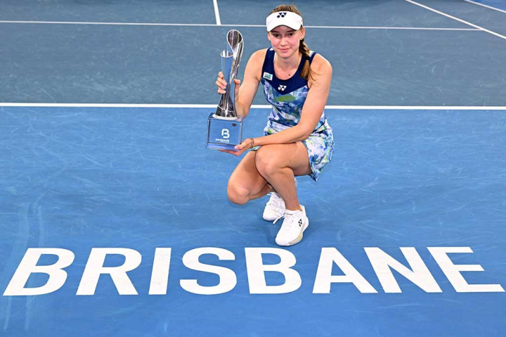 Elena Rybakina akan menuju Australia Terbuka dengan penuh percaya diri setelah mengalahkan peringkat dua dunia Aryna Sabalenka di final Brisbane International, Minggu, 7 Januari 2024.