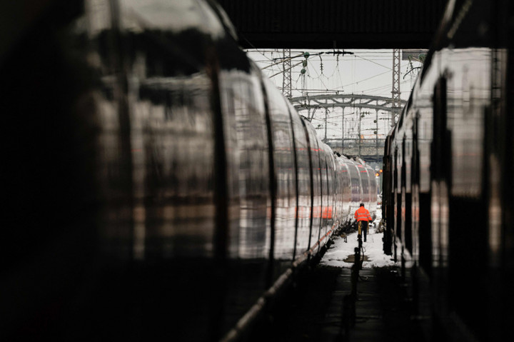 Serikat pekerja, yang menyerukan beberapa pemogokan pada tahun 2023, mengatakan perusahaan kereta api umum Deutsche Bahn telah gagal memberikan tawaran yang dapat dinegosiasikan untuk mencegah aksi industrial.