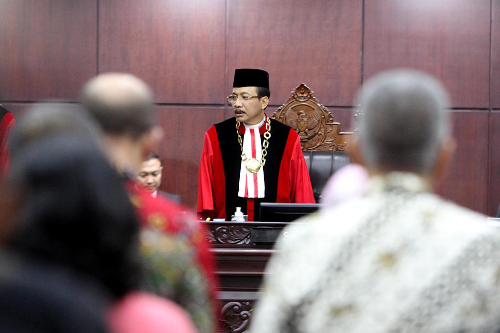 Di sisi lain, kata Suhartoyo, kepercayaan publik menjadi tantangan yang dihadapi MK, seluruh hakim konstitusi, serta pimpinan MK pada tahun 2023. Terkait hal ini, Suhartoyo bersama wakil ketua dan para hakim konstitusi mengaku telah melakukan berbagai langkah penting untuk memulihkan dan meningkatkan kepercayaan publik dimaksud.