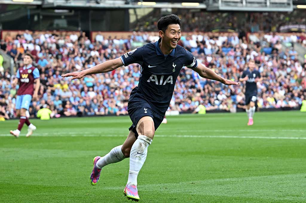 Son Heung Min  merupakan salah satu penyerang terbaik di Premier League dan secara konsisten menjadi pemain terbaik di Asia selama lima tahun terakhir.