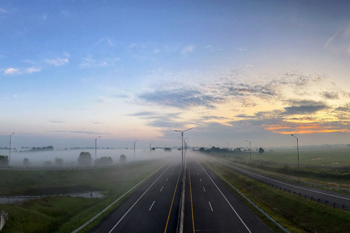 Executive Vice President (EVP) Sekretaris Perusahaan Hutama Karya Tjahjo Purnomo, Kamis, 11 Januari 2024, mengatakan sesuai regulasi, terdapat 4 ruas tol kelolaan Hutama Karya yang rencananya akan disesuaikan tarif di tahun 2024 ini, di antaranya yaitu Tol Terbanggi Besar-Pematang Panggang-Kayu Agung, Tol Palembang-Indralaya, Tol Pekanbaru-Dumai dan Tol Sigli-Banda Aceh.