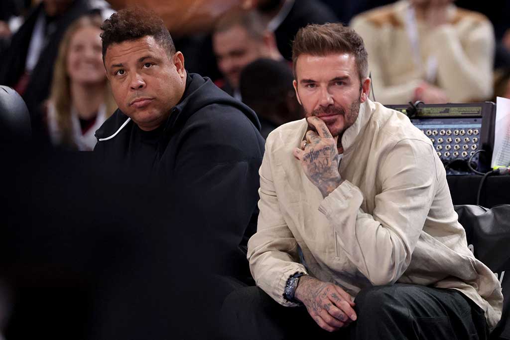 Dalam gim NBA musim reguler 2023-2024 ketiga yang digelar di Paris tersebut turut dihadiri mantan bintang timnas Brasil Ronaldo, dan mantan megabintang timnas Inggris David Beckham.