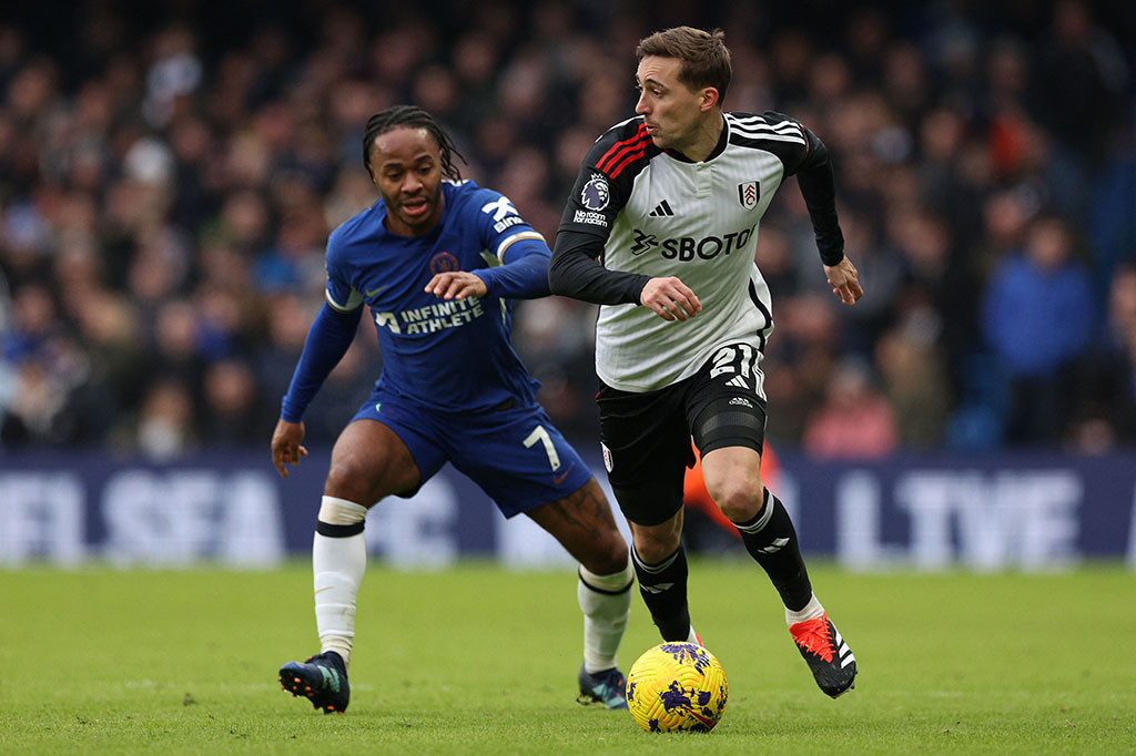 Chelsea keluar sebagai pemenang ketika menjamu Fulham pada pekan ke-21 Liga Primer Inggris 2023/2024 di Stadion Stamford Bridge, Sabtu, 13 Januari 2024 malam WIB. Meski demikian, The Blues hanya mampu menang tipis dengan skor 1-0.
