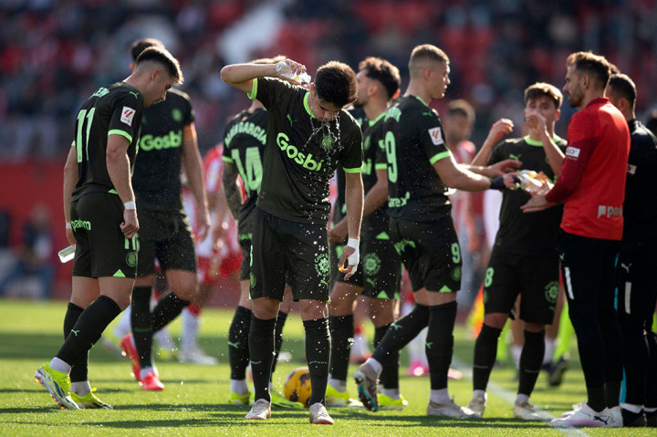 Hal itu terbukti, dimana Girona dibuat kesulitan oleh Almeria yang membuat mereka mendapatkan hasil imbang tanpa gol ketiganya dari enam pertandingan terakhirnya di liga.