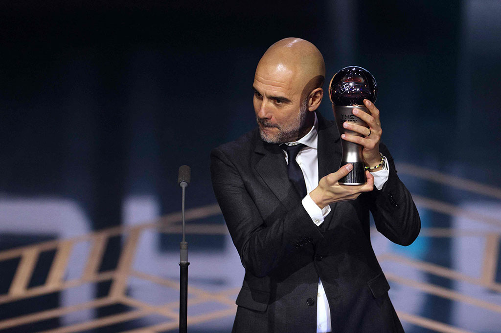 Pep Guardiola terpilih sebagai pelatih terbaik setelah membawa City memenangi gelar Liga Championsnya untuk pertama kalinya.