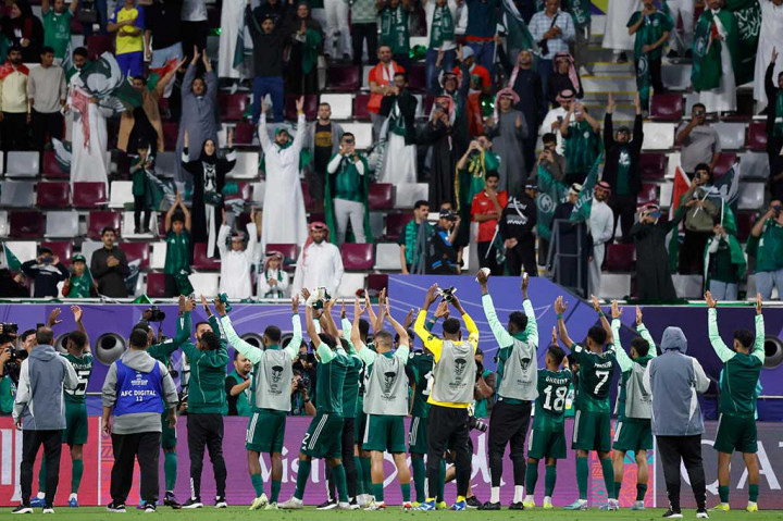 Dengan hasil tersebut Arab Saudi menepati peringatan dua di Grup F di bawah Thailand yang meraih kemenangan 2-0 atas Kirgistan di laga Grup F lainnya.