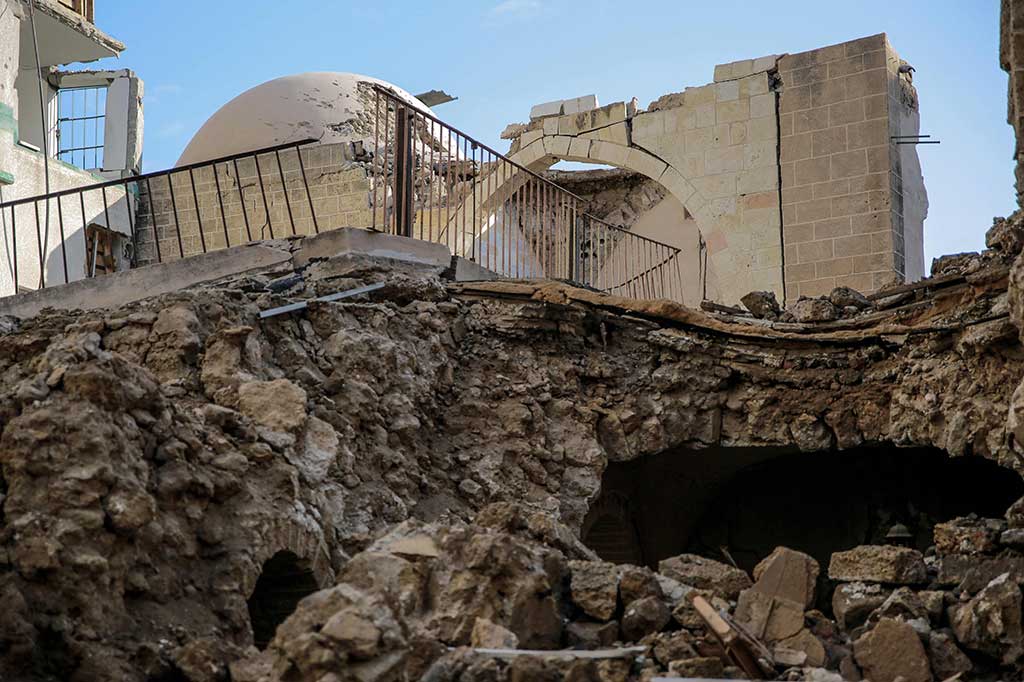 Pusat Warisan Palestina Reyad El-Alami, sebuah rumah berusia 430 tahun di Lingkungan Daraj Kota Tua Gaza, rusak akibat pemboman Israel.