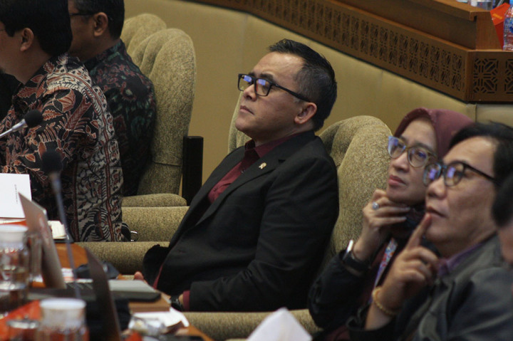 Rapat tersebut membahas soal penuntasan RPP manajemen ASN, sebagai aturan pelaksana dari Undang-Undang Nomor 20 Tahun 2023 tentang Aparatur Sipil Negara (ASN) yang telah diundangkan pada 31 Oktober 2023.