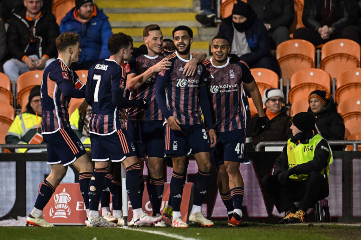 Danilo kemudian menggandakan keunggulan Forest saat babak kedua baru bergulir 53 detik. Kiper Blackpool Daniel Grimshaw gagal membuang bola operan Albie Morgan, dan Danilo memaksimalkannya dengan penyelesaian jarak dekat.