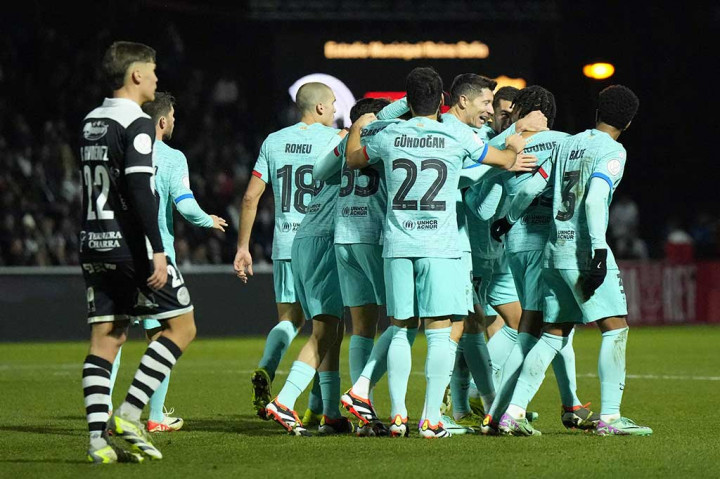 Selepas jeda istirahat, Barca mencoba meningkatkan intensitas serangan mereka. Hasilnya, Jules Kounde membawa timnya berbalik memimpin pada menit ke-69 lewat sebuah tembakan jarak jauh. Kedudukan menjadi 2-1.