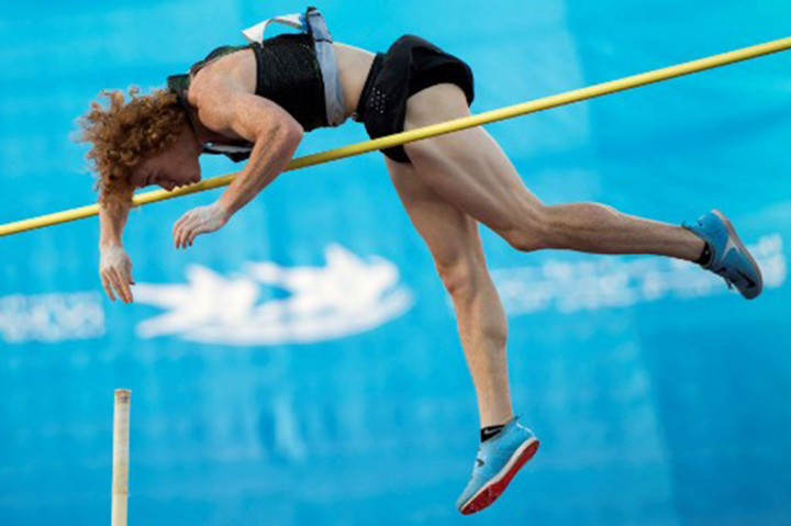 Barber memenangkan gelar juara dunia 2015 di Beijing dengan tinggi 5,90 meter dan merebut mahkota internasional besar lainnya di negara asalnya di Toronto pada Pan American Games 2015.