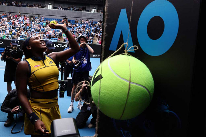 Dia akan menghadapi Magdalena Frech dari Polandia atau petenis kualifikasi Rusia Anastasia Zakharova di babak keempat.