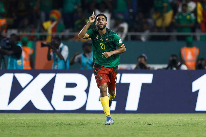 Tertinggal dua gol, Kamerun tidak tinggal diam dan dapat memperkecil ketertinggalannya menjadi 1-2 lewat upaya dari Jean-Charles Castelletto setelah menerima umpan dari Olivier Ntcham pada menit 83.