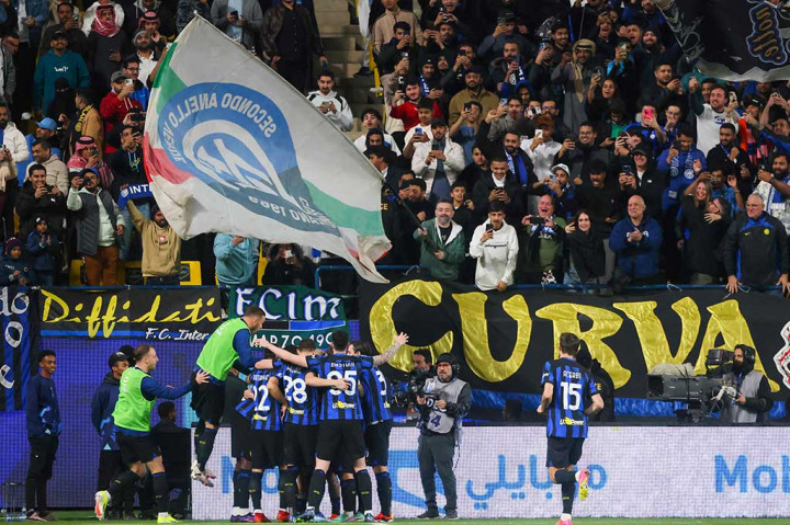 Tim asuhan Simone Inzaghi kini akan menghadapi Napoli di laga final Piala Super Italia pada Senin, 22 Januari malam di stadion yang sama, setelah juara Italia itu mengalahkan Fiorentina 3-0 pada Kamis, 18 Januari.