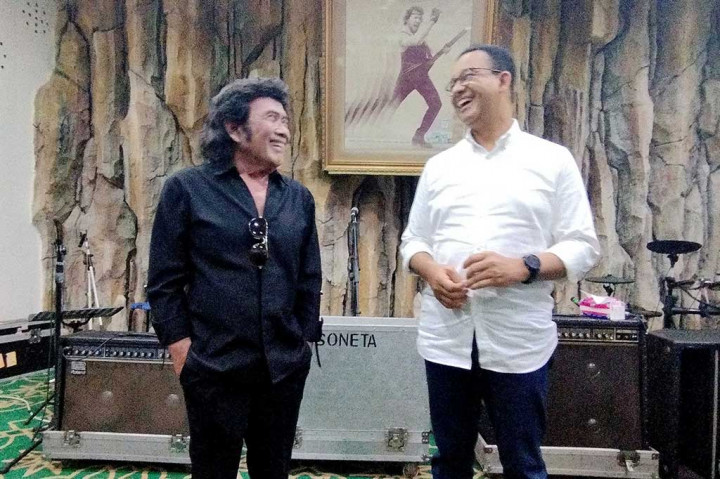 Anies menyebut ada beberapa syair yang menggambarkan kondisi ketidakadilan masyarakat. Sehingga inilah yang menurut Anies perlu untuk dilakukan perubahan.