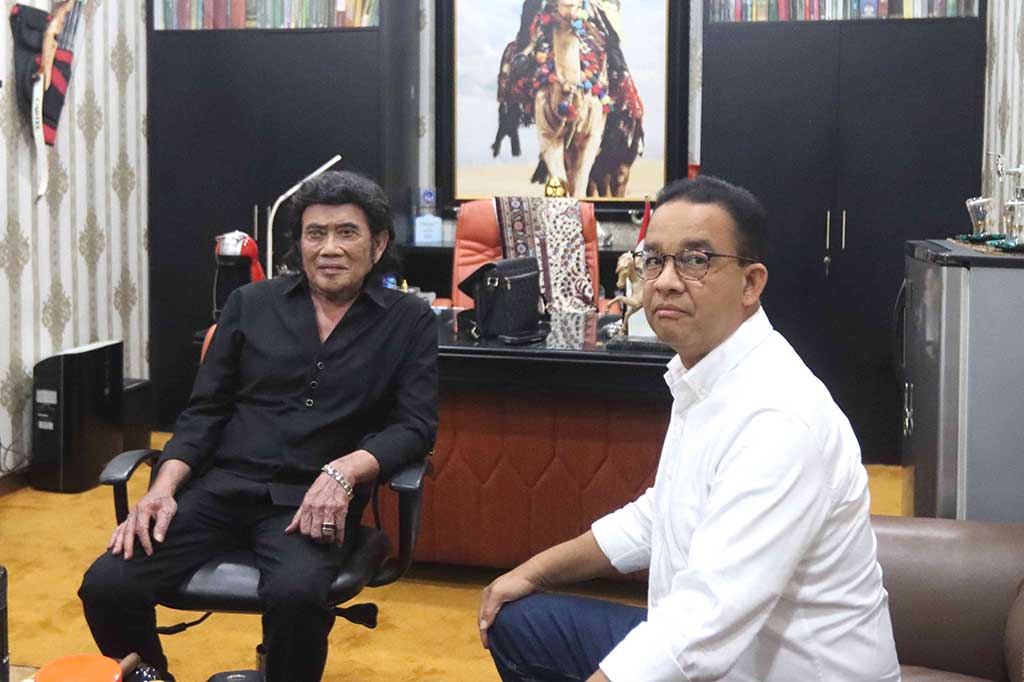 Anies juga mengaku meminta doa restu kepada Rhoma agar diberikan kelancaran menjalankan amanat sebagai pemimpin ke depan. Rhoma, kata Anies, sempat memberikan nasihat kepada dirinya.