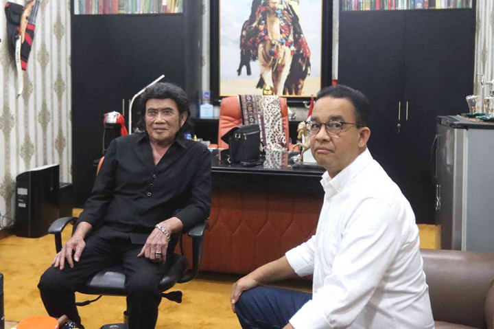 Anies juga mengaku meminta doa restu kepada Rhoma agar diberikan kelancaran menjalankan amanat sebagai pemimpin ke depan. Rhoma, kata Anies, sempat memberikan nasihat kepada dirinya.