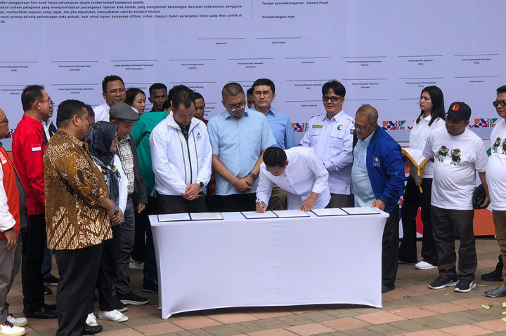 Badan Pengawas Pemilu (Bawaslu) hingga peserta pemilu menekan komitmen bersama kampanye pemilu berintegritas di media sosial. Deklarasi itu diharapkan membuat rangkaian pesta demokrasi berjalan dengan baik dan bersih.