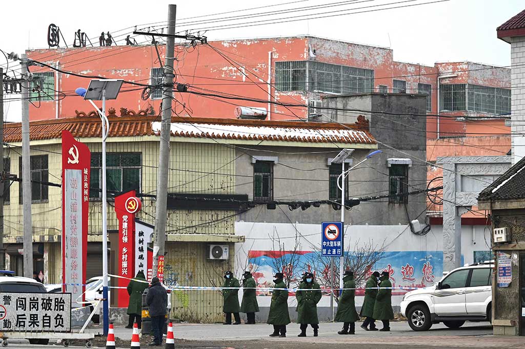 Seorang pejabat di tempat kejadian mengatakan kepada AFP: