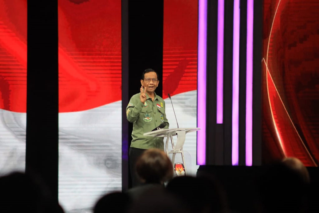 Sedangkan cawapres nomor urut 3 Mahfud MD mengungkapkan ada pihak yang menyembunyikan data pertanahan hingga menyebabkan penyelesaian sengketa agraria tidak bisa dilakukan secara menyeluruh.