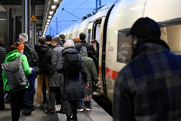 Tindakan yang berkepanjangan ini 