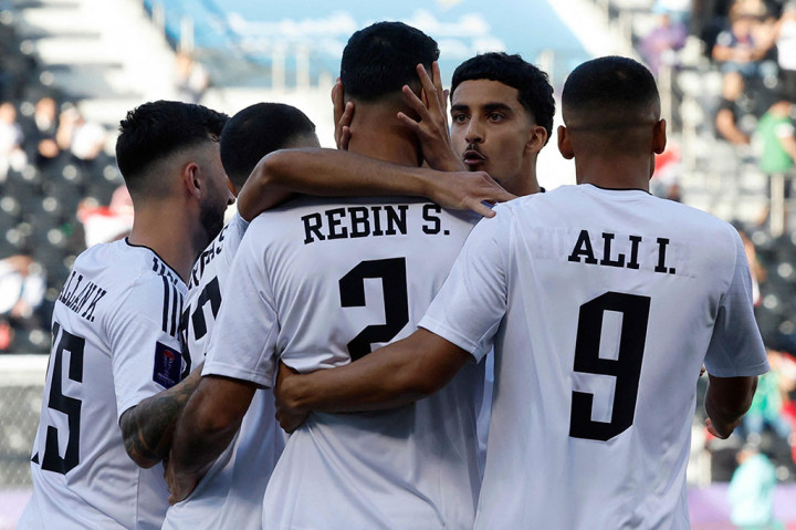 irak berhasil menyamakan kedudukan dua menit setelah babak kedua dimulai melalui Rebin Sulaka.