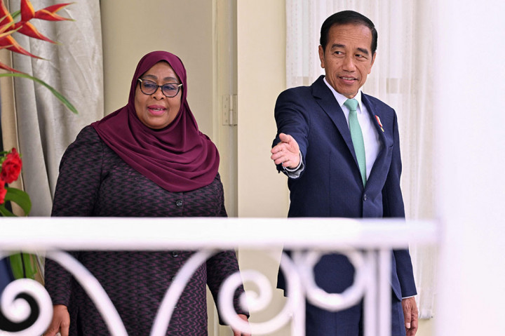 Siaran pers Kementerian Luar Negeri RI menginformasikan pertemuan dua Kepala Negara itu berkaitan dengan tindak lanjut beberapa kerja sama potensial pada bidang perdagangan, investasi, migas, mineral, energi, dan ekonomi biru.