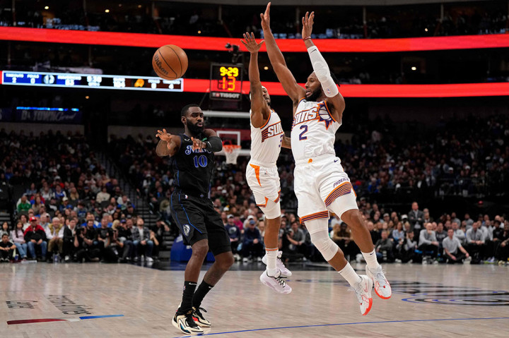 Pemain Mavericks lainnya yang mencatat skor paling tinggi hanya 17 poin, yaitu Tim Hardaway Jr, dan Jaden Hardy 11 poin. Sisanya, tidak ada yang mencetak poin lebih dari 10.