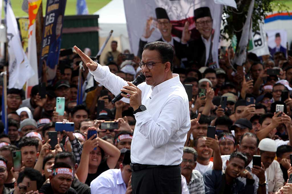 Calon presiden nomor urut satu Anies Baswedan menyerukan semangat perubahan saat berorasi dalam kampanye akbar di hadapan masyarakat Aceh, untuk mewujudkan Indonesia yang adil dan makmur untuk semua.
