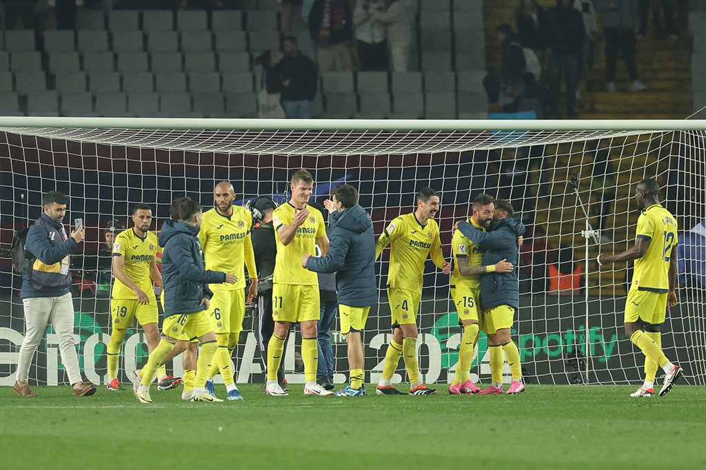 Kemenangan ini membawa Villarreal naik ke peringkat 14 dengan 23 angka dari 22 laga. Sedangkan Barca tertahan di posisi tiga dengan 44 poin dari 21 pertandingan.