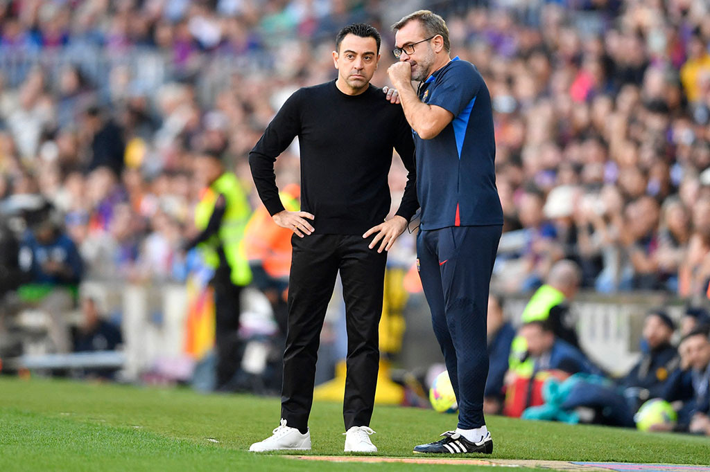 Kekalahan dari Villarreal pada pekan ke-22 La Liga membuat Xavi mengambil keputusan untuk mundur dari Barca. Barcelona kalah dengan skor 3-5 saat menjamu Villarreal di Stadion Olimpic Lluis Companys pada Minggu, 28 Januari 2024 dini hari WIB.