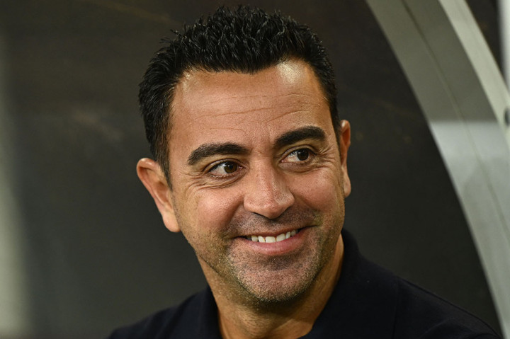 Xavi memang berada dalam tekanan setelah Barca meraih serangkaian hasil buruk musim 2023/24 ini. Meskipun membawa tim lolos fase gugur Liga Champions, Barcelona gagal meraih gelar di Piala Super Spanyol, tersingkir dari Copa del Rey dan tertinggal sepuluh poin dari Real Madrid di LaLiga.