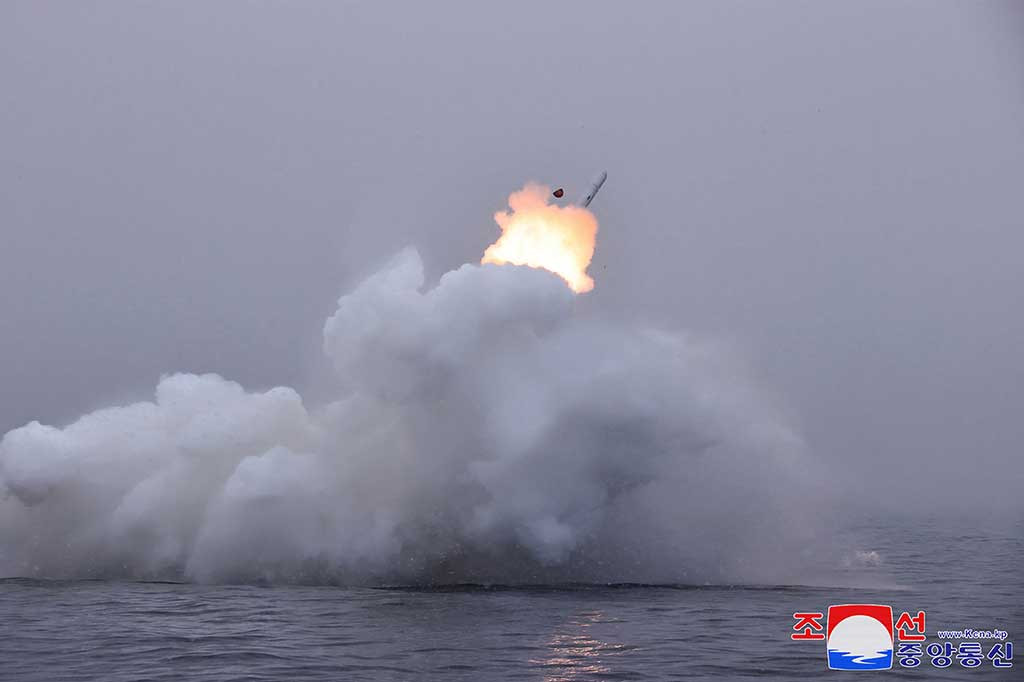 Pulhwasal-3-31 adalah generasi baru rudal jelajah strategis yang menurut Pyongyang baru diuji pertama kali pada hari Rabu, menembakkan beberapa rudal ke arah Laut Kuning.