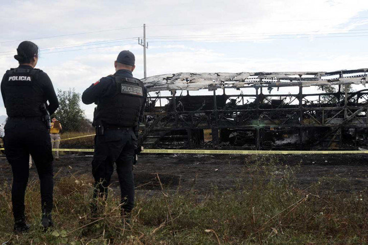 “Sembilan belas jenazah telah ditemukan,” kata Sara Quinonez, jaksa agung negara bagian Sinaloa, dalam sebuah video yang diposting di media sosial, seraya menambahkan bahwa perlu waktu untuk mengidentifikasi para korban.