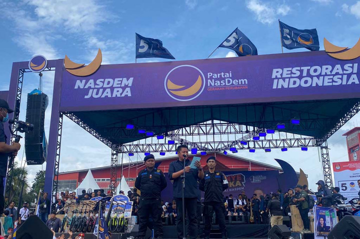 Hal ini bukan tanpa alasan. Menurut Surya, kompleksitas permasalahan kehidupan berbangsa saat ini merupakan satu tantangan besar bagi calon pemimpin.