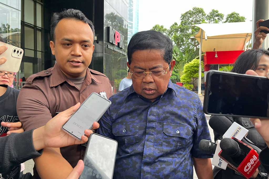 “Satu hari kan, kalau itu kan saya merasa bukan bidang saya, yang mengurusi masalah itu sehingga akan lebih bagus kalaupun ada yang mau dibantu tanpa komisaris pun bisa,” ujar Idrus.