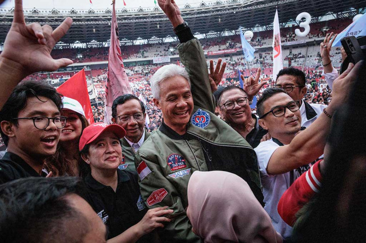 Hal itu justru memberikan contoh baik, karena saat ini akademisi hingga masyarakat sipil ikut bersuara. 