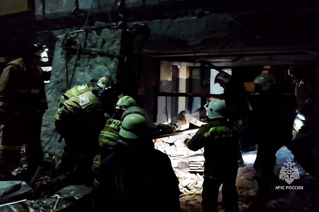 Pasukan pendudukan Moskow mengatakan Kyiv menargetkan sebuah toko roti yang populer di akhir pekan.