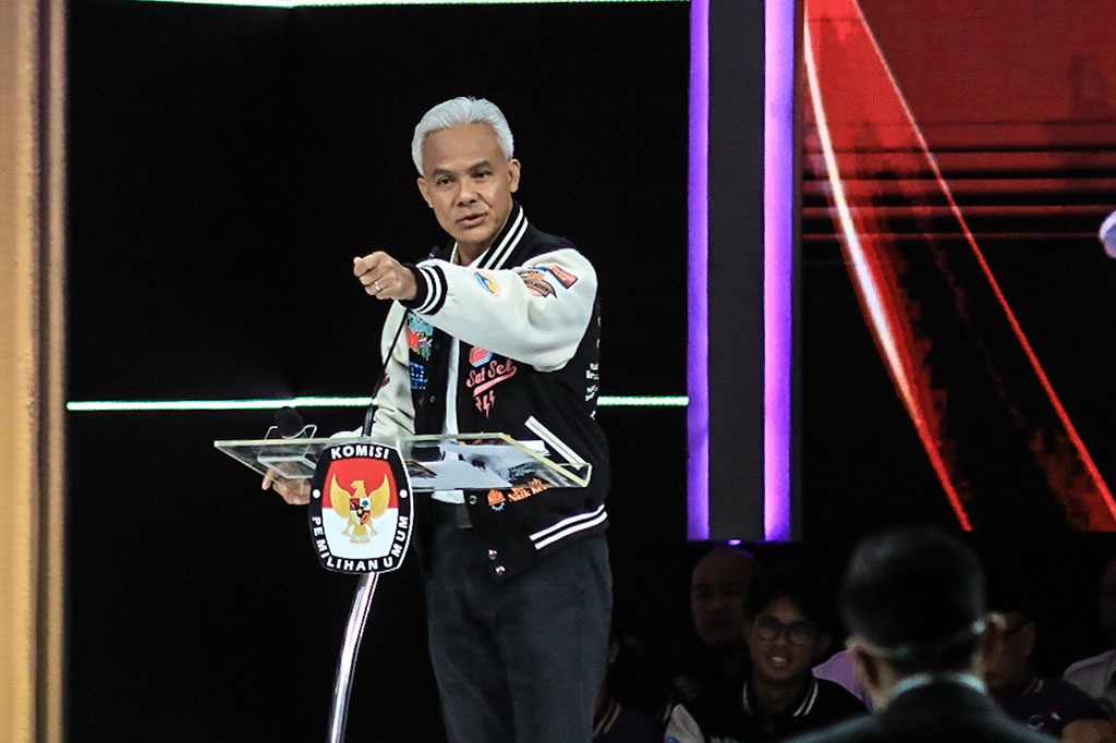 Ganjar juga menyebut negara harus hadir dan tidak boleh alpa terhadap inklusivitas, termasuk ketika merencanakan pembangunan. Kelompok disabilitas juga harus turut dihadirkan dan diberikan ruang agar pendapat mereka didengar sehingga kebijakan yang dibuat sesuai dengan kebutuhan.