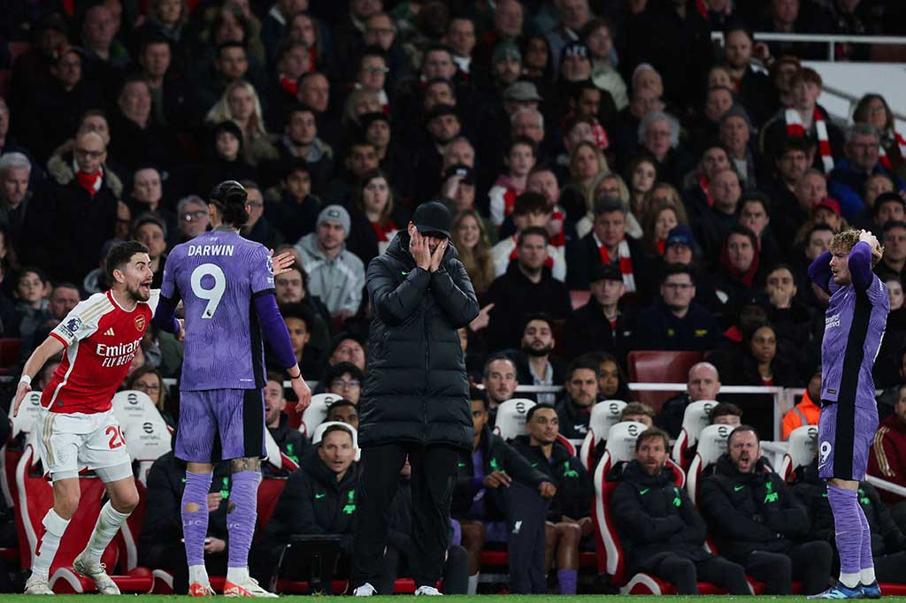 Sementara itu, kemenangan atas Liverpool berarti besar bagi Arsenal karena membuat mereka naik ke posisi dua klasemen sementara dengan koleksi 49 poin. Selain itu, The Gunners artinya sukses revans setelah kalah 0-2 dari Liverpool pada putaran ketiga Piala FA 2023/2024 awal Januari lalu.