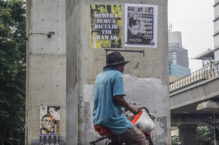 Para capres diharapkan oleh publik untuk menuntaskan kasus yang telah terpendam puluhan tahun lalu tersebut.