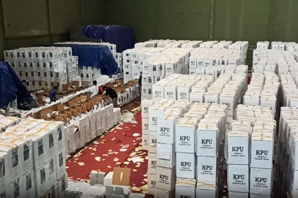 Persiapan logistik Komisi Pemilihan Umum (KPU) Kabupaten Temanggung, Jawa Tengah, untuk pelaksanaan Pemilu 2024 telah mencapai 90 persen. KPU temanggung terus kebut persiapan logistik agar dapat segera didistribusikan ke tingkat PPK dan TPS.