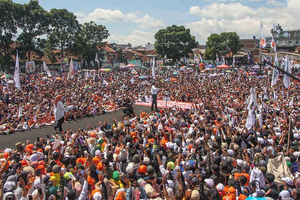 Ia juga mengimbau, agar pemilik suara dalam Pilpres 2024 tidak tergiur dengan iming-iming hadiah atau merasa takut saat diancam oleh pihak yang tidak bertanggung jawab. 