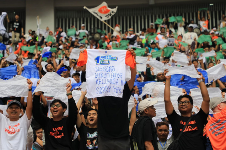 Diperkiraan jutaan orang menghadiri kampanye terakhir pasangan calon presiden dan calon wakil presiden nomor urut 1 itu.